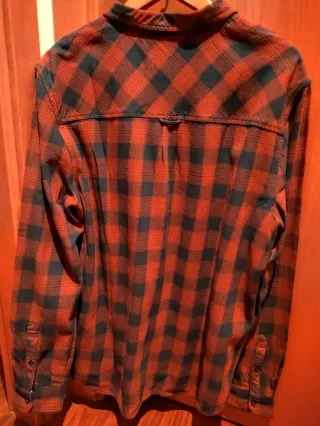 Camisa cuadros roja y negra