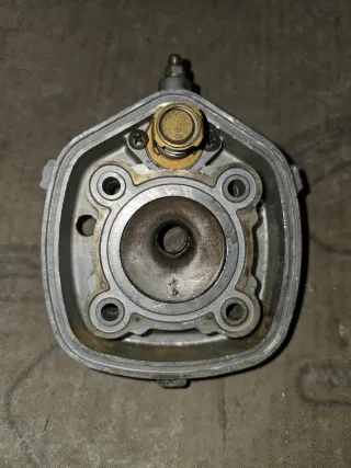Culata Cilindro Piaggio NRG 2T Hierro usada