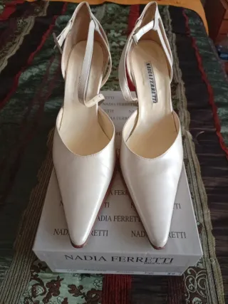 Scarpe in vero cuoio avorio vintage Nadia Ferretti