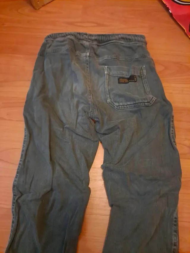 Pantalón negro niño