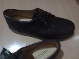Zapatos marrones CATWHORD cordones