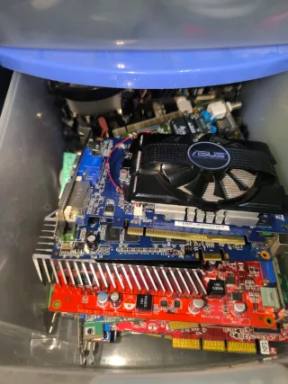 Lote Componentes PC: Placas, CPUs, Tarjetas