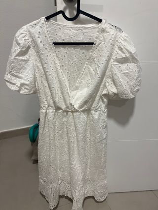 Vestido blanco bordado