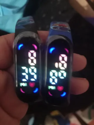 2 Pulseras Reloj Stitch