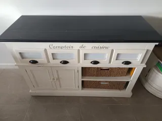 Aparador rústico blanco y negro , buen estado.