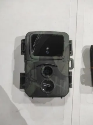 Cámara de fototrampeo camuflaje