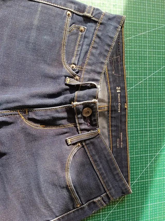 Levi's Demi Curve Talla 24