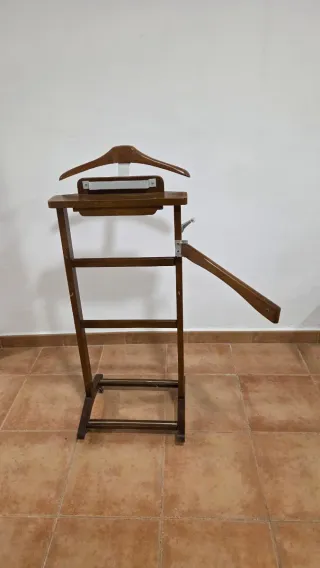 Perchero Galán Madera y Metal