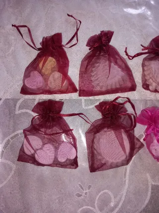 Sacchetti con gessetti profumati fatti a mano