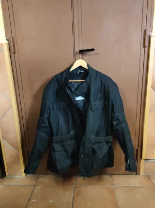 Chaqueta de moto negra , talla 2XL. Marca RAINERS