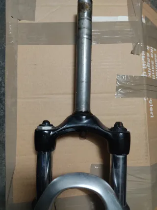 Horquilla Suntour XCM