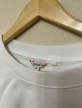Sudadera Guess Blanca Logo Rosa
