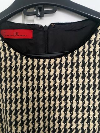 Vestido Carolina Herrera Beige y Negro