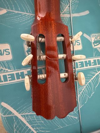 Guitarra Admira Malaga Auténtica con funda include