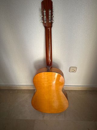 Guitarra Admira Malaga Auténtica con funda include