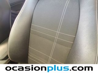 Mercedes-Benz CLA 200 d Urban 100 kW (136 CV)