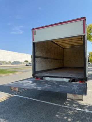 Renault Trucks Midlum 2015