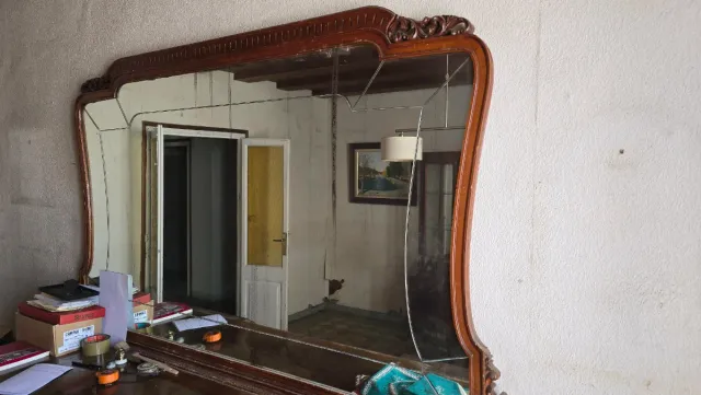 Espejo de madera con marco tallado 180 x 115 cm