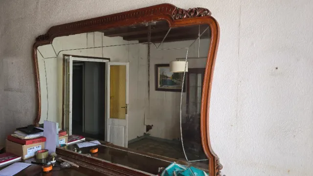 Espejo de madera con marco tallado 180 x 115 cm