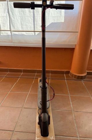 Patinete Eléctrico Xiaomi M365 + Casco