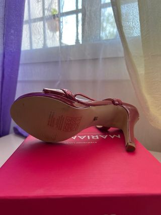 Zapato de tacón Mariamare rojo