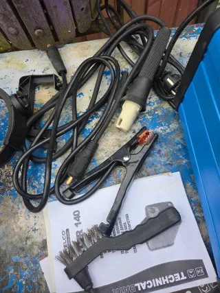 Soldador Inverter 140A y CASCO SOLDAR