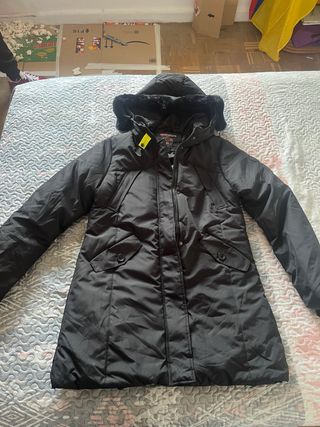 Chaqueta Norway Negra con Capucha
