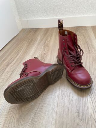 Botas Dr. Martens Made in England Rojas