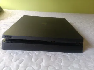 PS4 (PlayStation 4) Negra