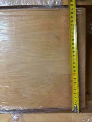 Tavoli ausiliari Lack di Ikea quadrati in betulla