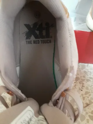 Zapatilla XTI mujer rosa y oro talla 40