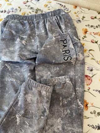 Pantaloni grigi effetto marmo