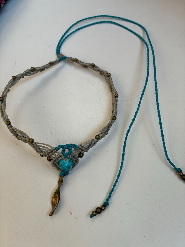 Gargantilla Macramé Hecha a Mano Turquesa