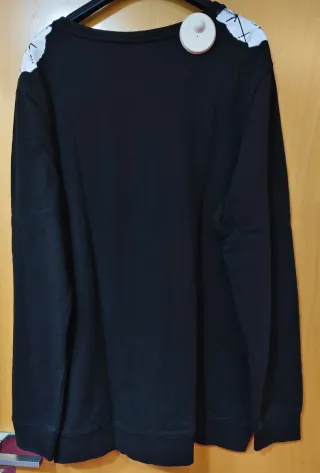 Sudadera finita craneo y cuernos en blanco XL