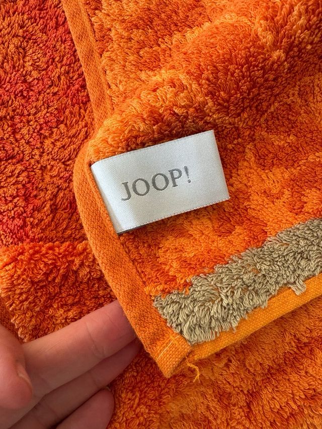Asciugamani Joop! arancioni e turchesi