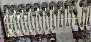 Servizio posate Gottinghen oro 18 kt e acciaio