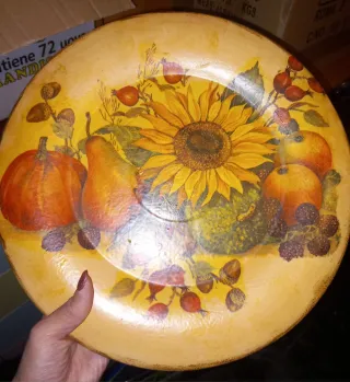 Piatto decoupage centrotavola decorato