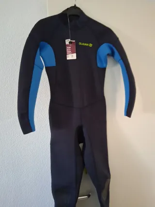 Traje de neopreno OLAIAN azul y negro