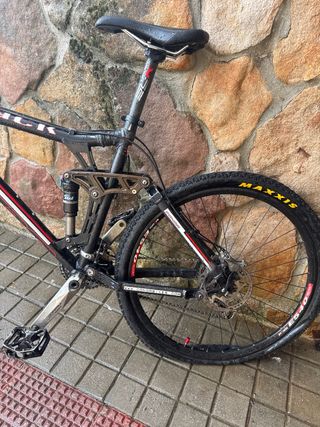 Bicicleta MTB Conor WRC Doble Suspensión FOX