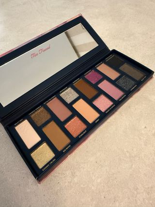 Too Faced Cosmic Crush Paleta Sombras