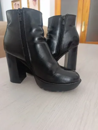 Botines tacón ancho Mary Paz T.38