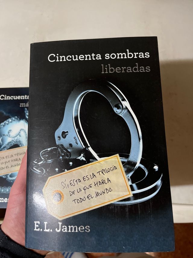 CINCUENTA SOMBRAS DE GREY