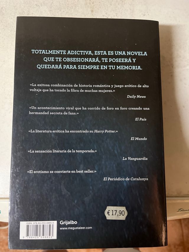 CINCUENTA SOMBRAS DE GREY