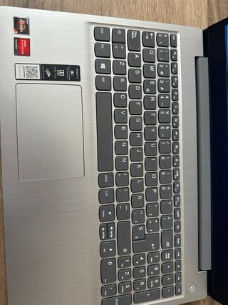Lenovo IdeaPad 3 Portátil 15,6 Plata