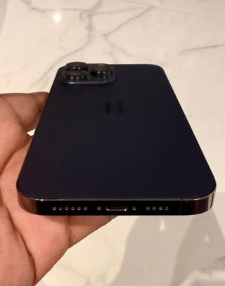 iPhone 14 Pro Max Morado