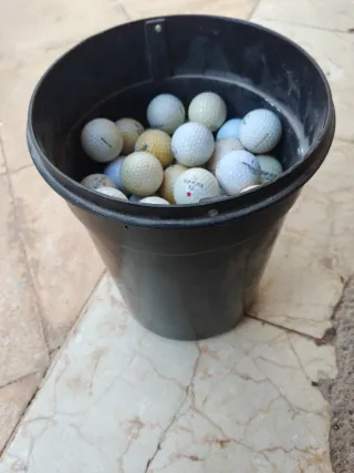 115 Pelotas de Golf Variadas