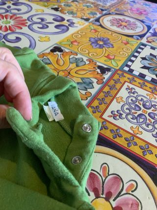 Maglietta verde Iana bimbo/bimba 6/9 mesi