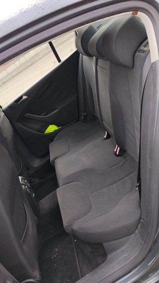 Volkswagen Passat 2010