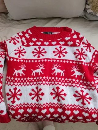 Jersey Navideño SHEIN Rojo y Blanco Talla S