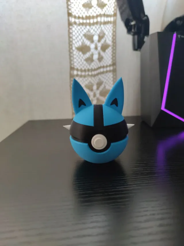 PokéBall Lucario